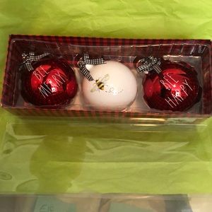 Rae Dunn BEE MERRY & BEE HAPPY ornament set